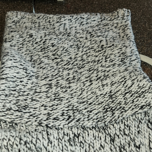 Madewell Marled Black & Cream Turtleneck Sweater Size S Wool Blend Comfortable - Picture 13 of 15